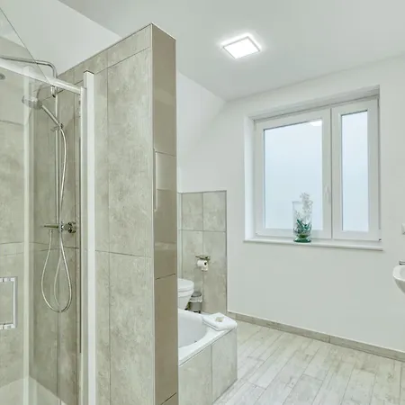 Modernes Mit Sauna Nyaraló